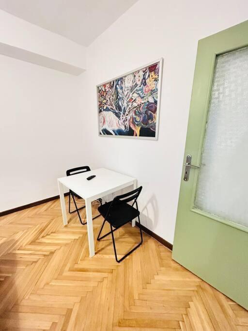 Cosy Apartment #12Lunipebega Timişoara Exteriör bild