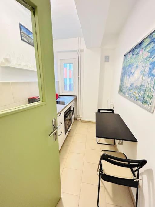 Cosy Apartment #12Lunipebega Timişoara Exteriör bild